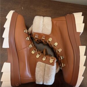 Stuart Weitzman Tan Leather Winter Boots
